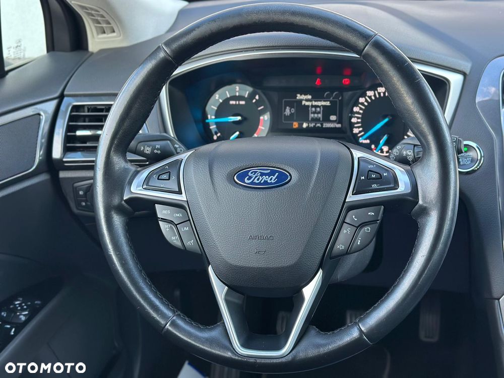 Ford Mondeo - 18
