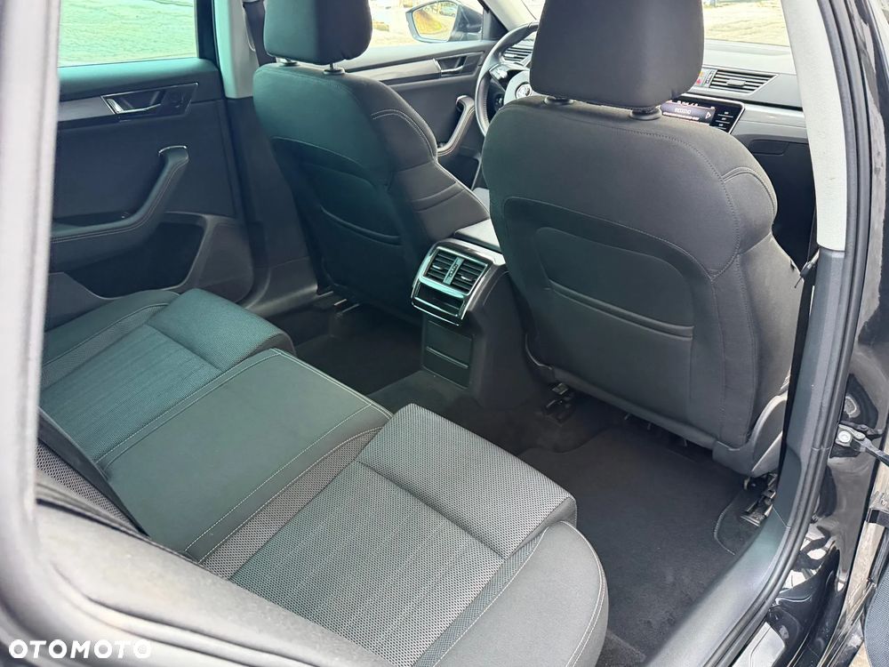 Skoda Superb 2.0 TDI Style DSG7 - 17