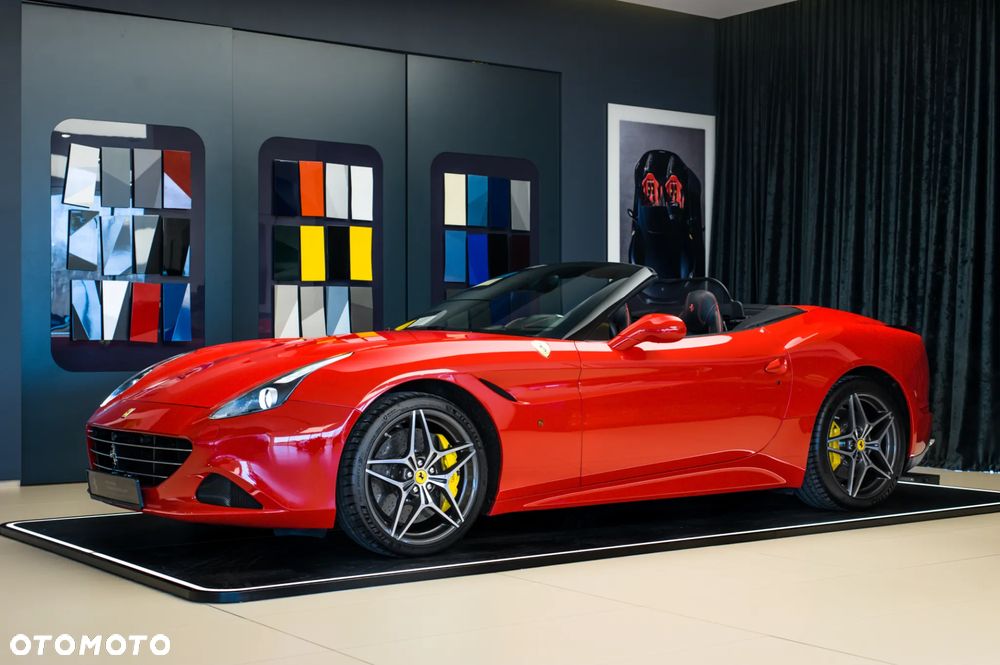 Ferrari California T - 2