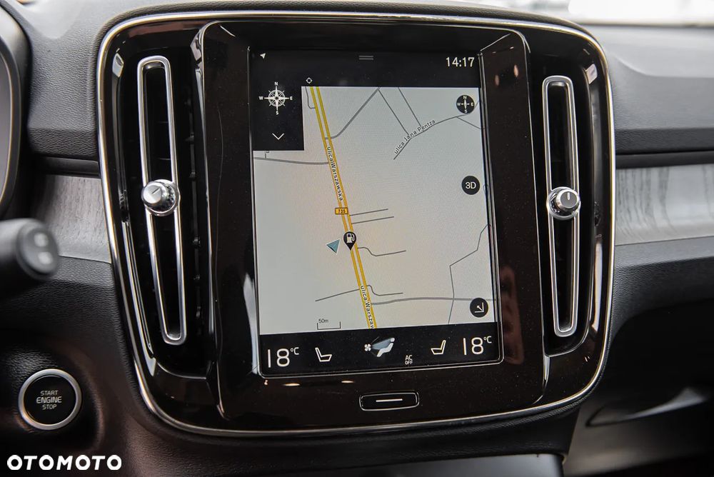 Volvo XC 40 B4 B AWD R-Design - 24