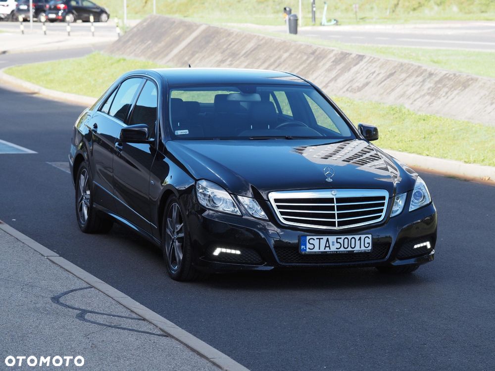 Mercedes-Benz Klasa E 250 CDI 4-Matic BlueEff Avantgarde - 3