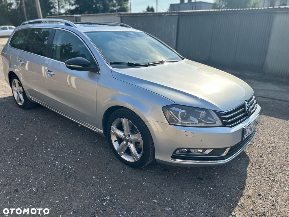 Volkswagen Passat - 4