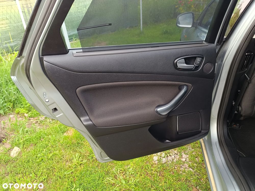 Ford Mondeo 2.0 T Titanium S MPS6 - 30