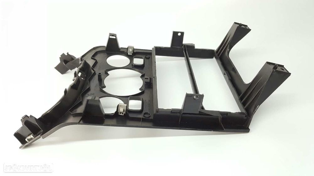 EMBELIZADOR PEUGEOT 3008 PREMIUM - 5