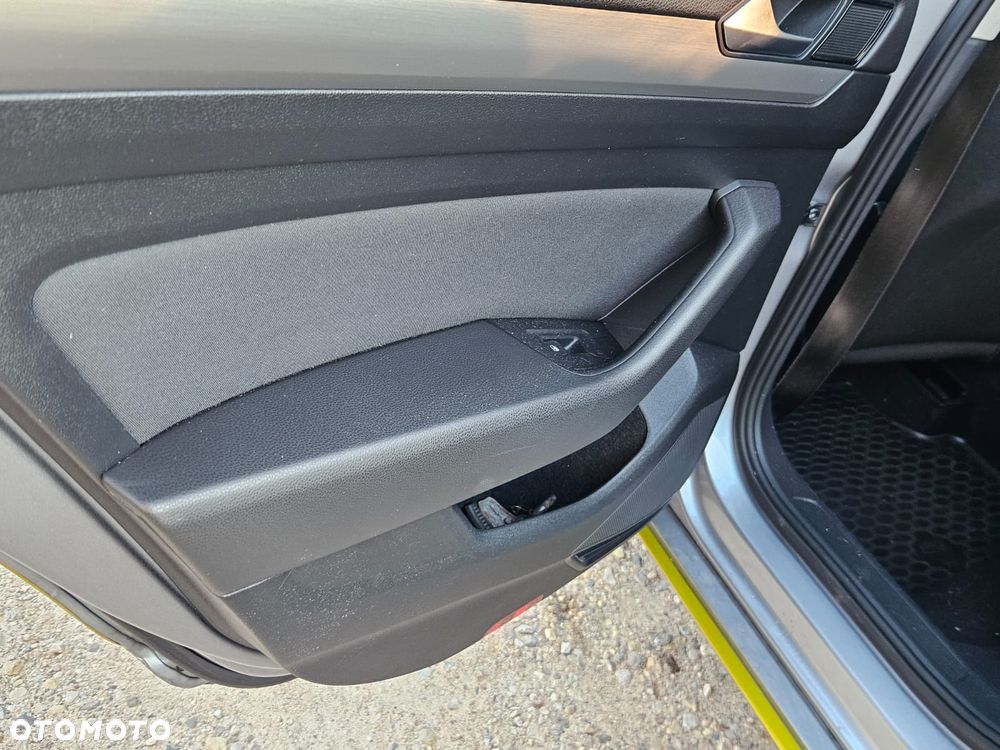 Volkswagen Passat 1.5 TSI EVO Essence - 20