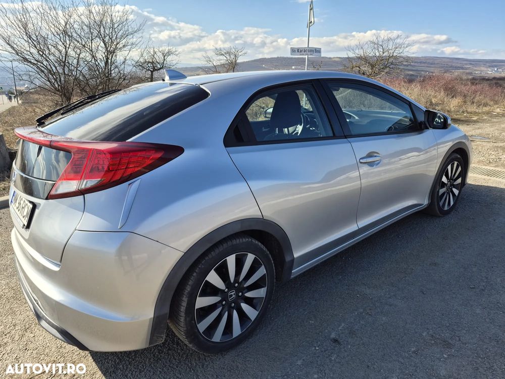 Honda Civic 1.6 i-DTEC MT Elegance - 3