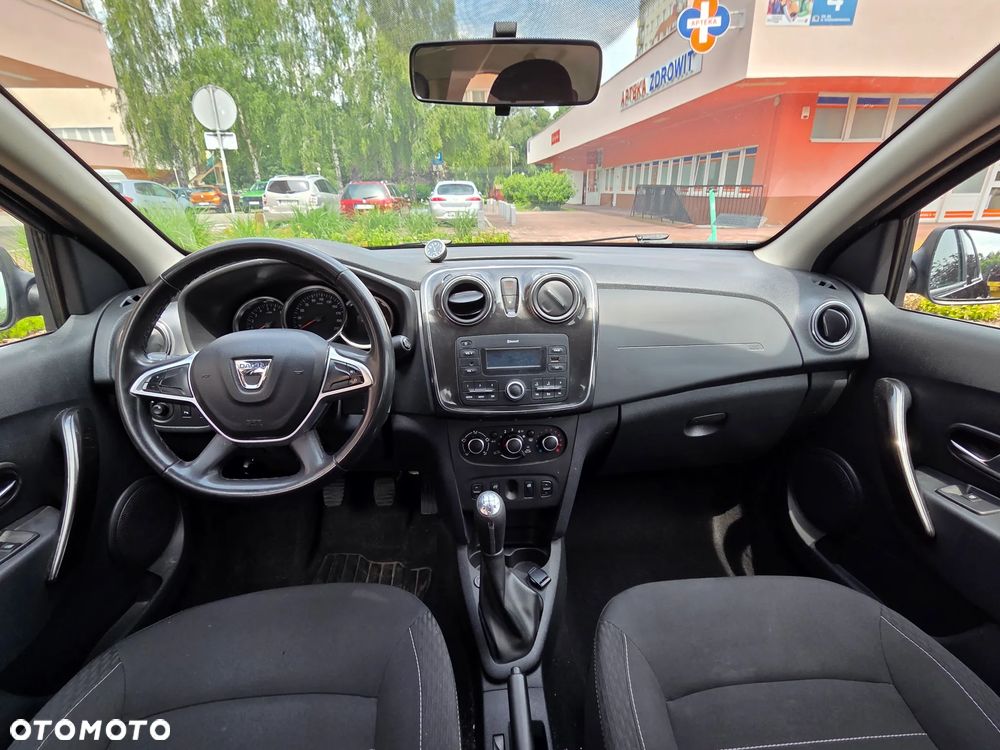 Dacia Sandero 1.0 SCe Laureate - 11