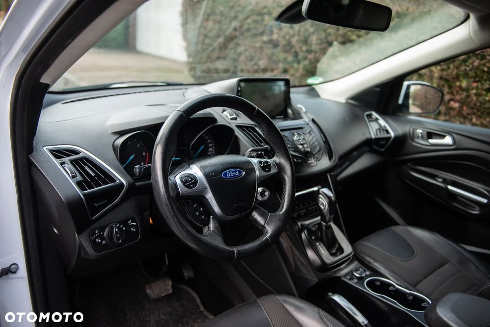 Ford Kuga 2.0 TDCi 4x4 Titanium - 20