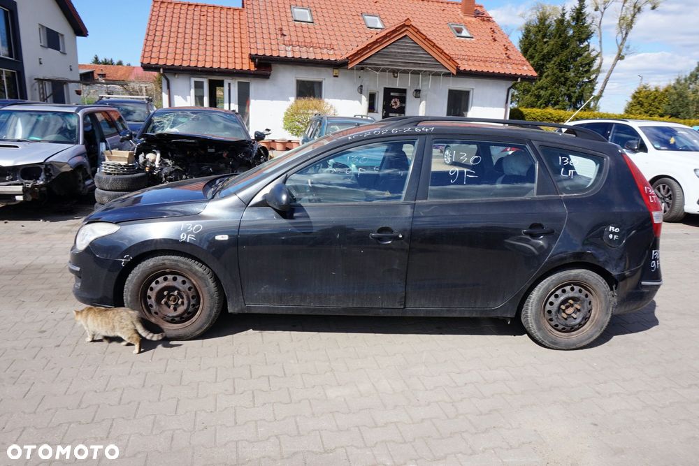 HYUNDAI I30 I KOMBI 2008 9F 1.6 CRDI D4FB 0KM SZARY na części - 2