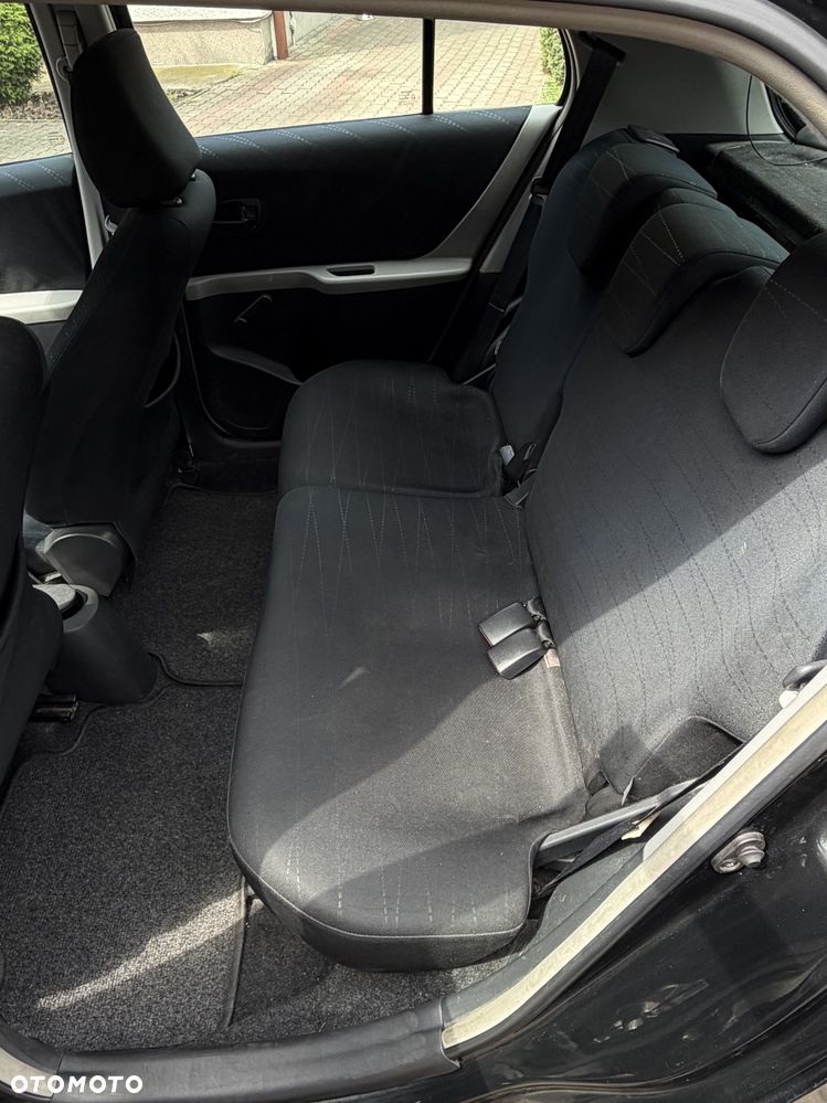 Toyota Yaris 1.0 Terra A/C - 8