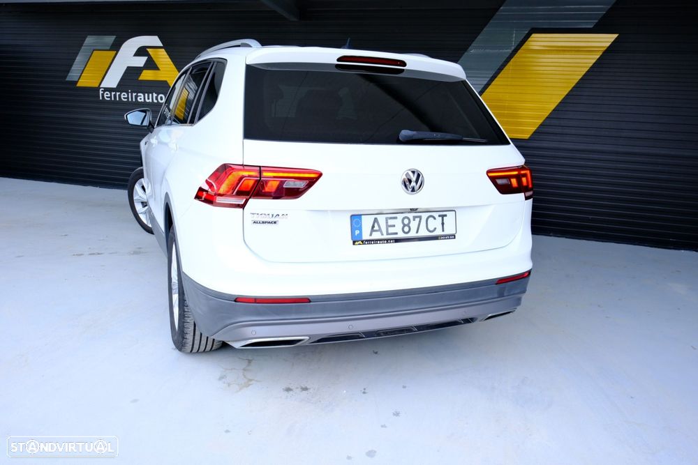 VW Tiguan Allspace 2.0 TDI Confortline DSG - 5