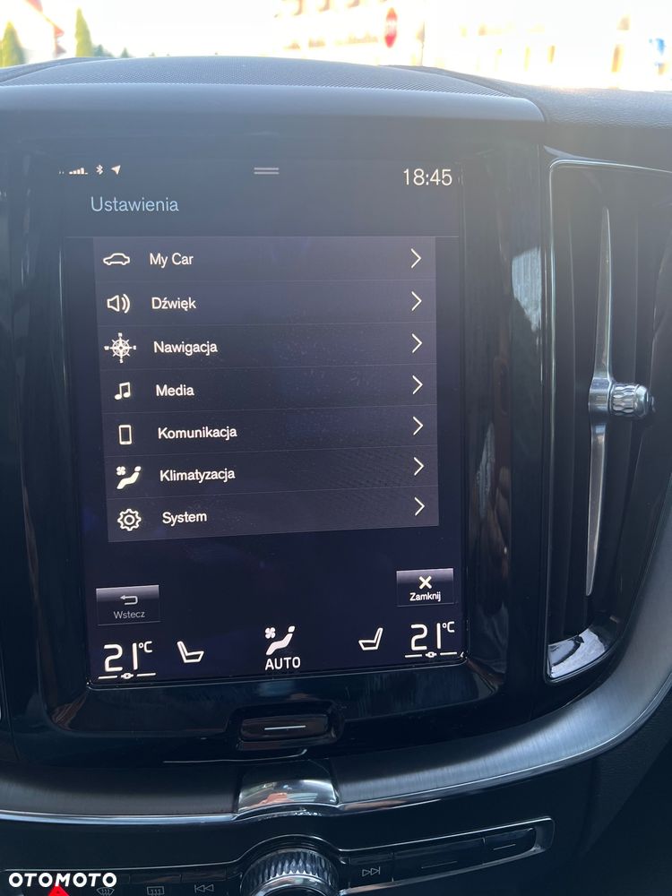 Volvo XC 60 T5 AWD Momentum - 18