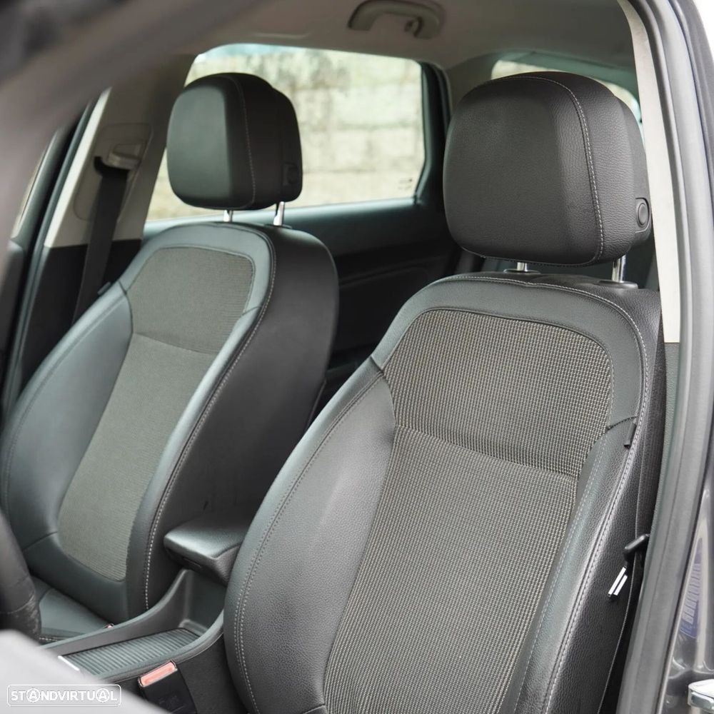 Opel Astra Caravan - 9