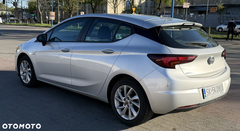 Opel Astra 1.2 T Edition S&S - 4