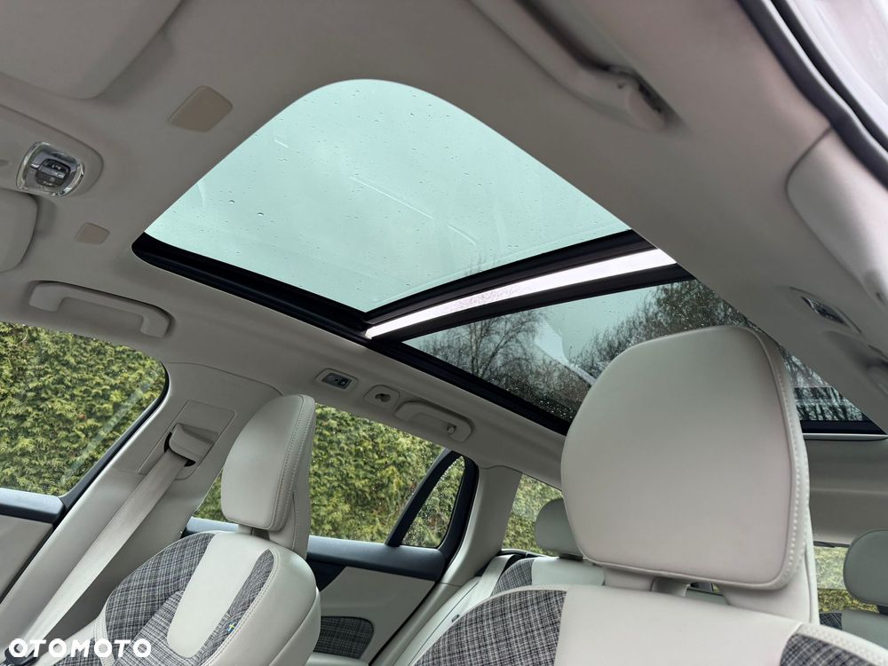 Volvo V60 T5 Geartronic Momentum - 17