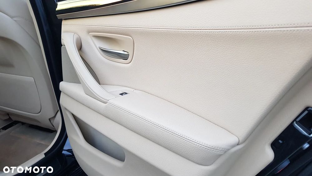 BMW Seria 5 530d - 15