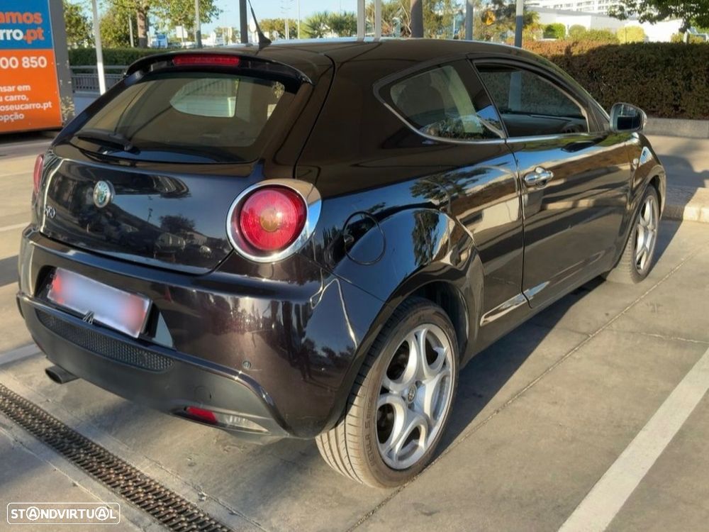 Alfa Romeo MiTo 1.3 JTD Distinctive - 4