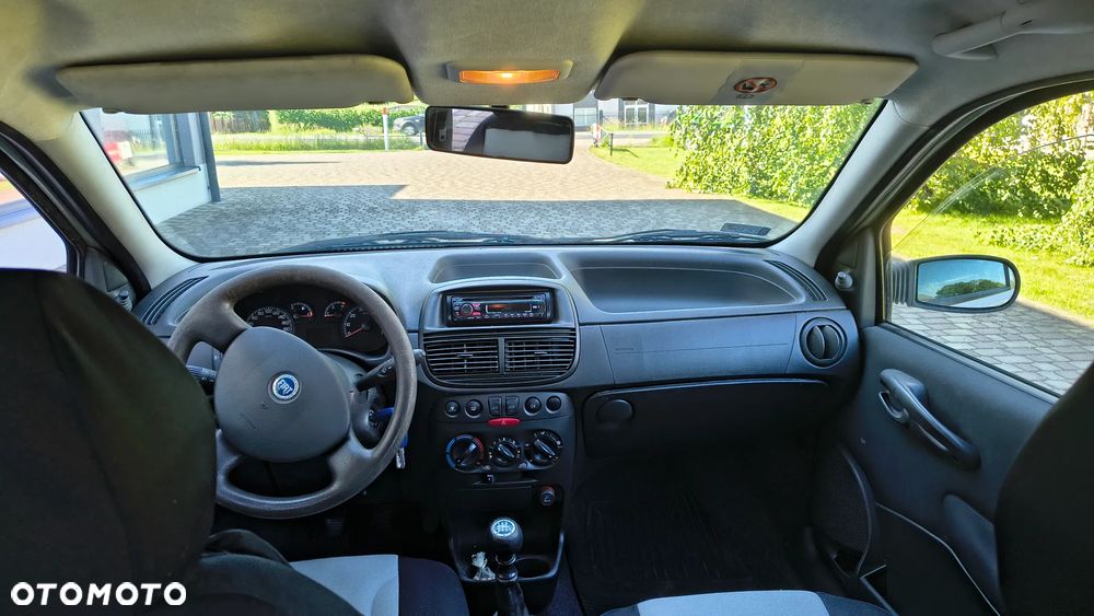 Fiat Punto 1.2 8V - 15