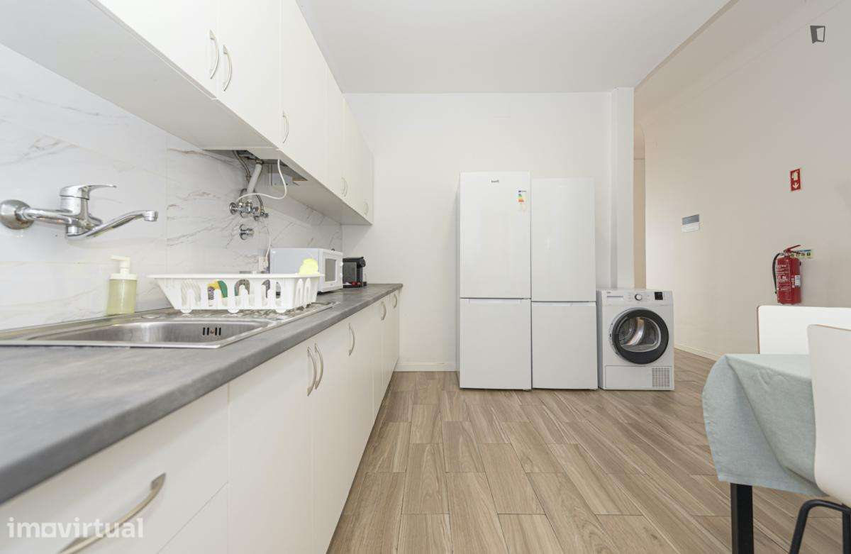 Quarto - localizado em Lapa Lisbon - Grande imagem: 5/20