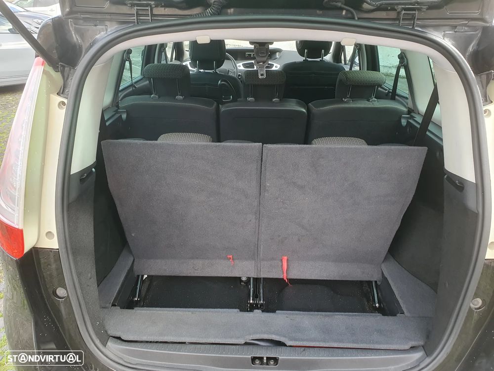 Renault Grand Scénic 1.5 dCi Dynamique S 7L - 32