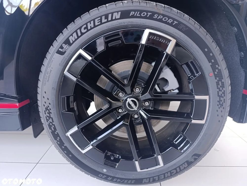 Nissan Ariya 87kWh E-4orce Nismo - 16