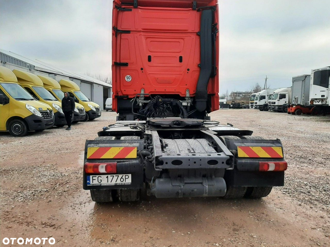 Mercedes-Benz Actros - 5