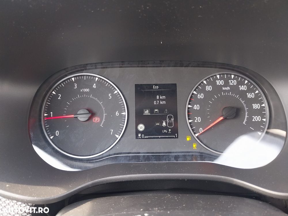 Dacia Logan ECO-G 100 MT6 Expression - 6