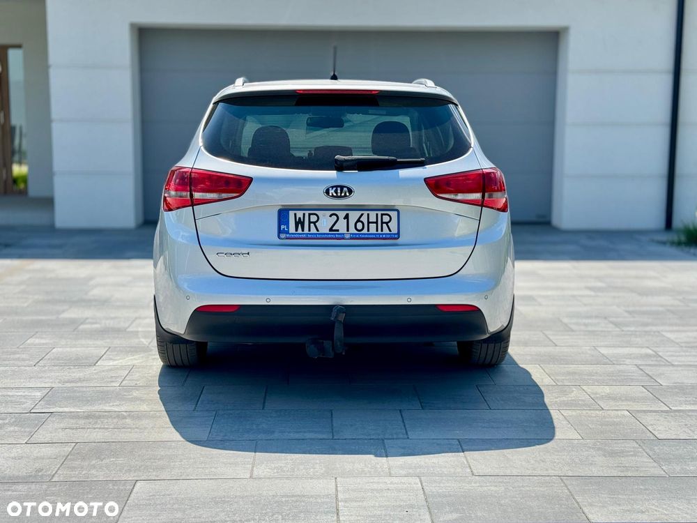 Kia Ceed 1.6 GDI DCT Platinum Edition - 6