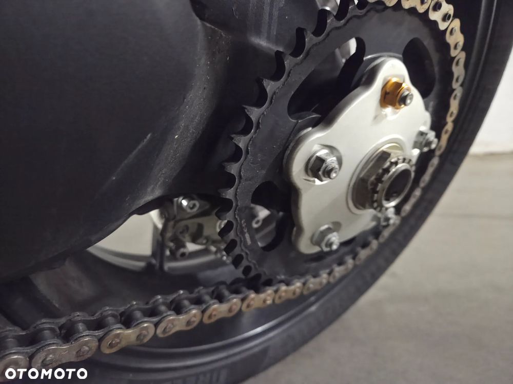 Ducati Monster - 5