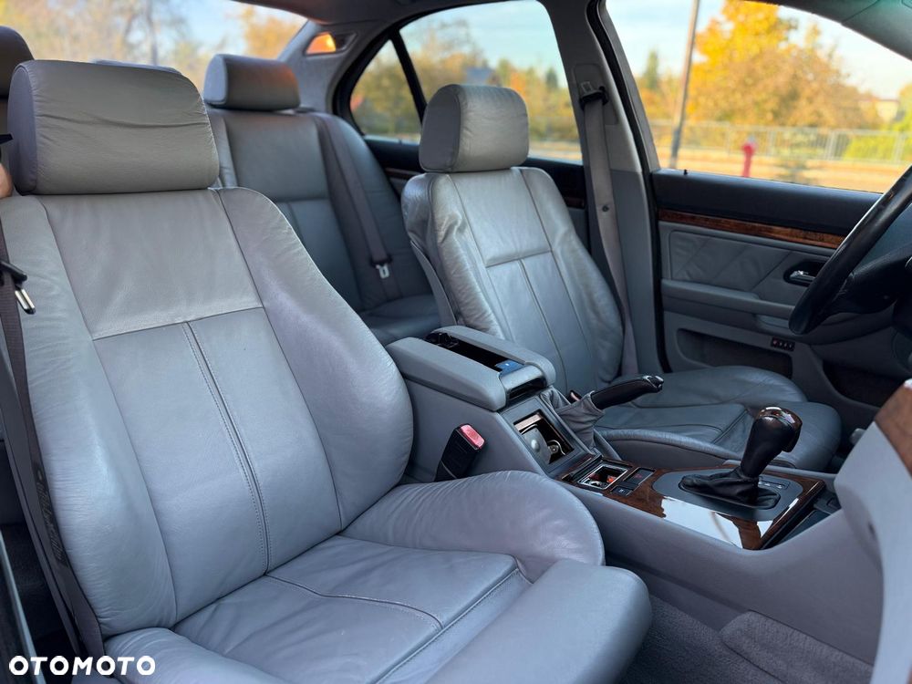 BMW Seria 5 - 11