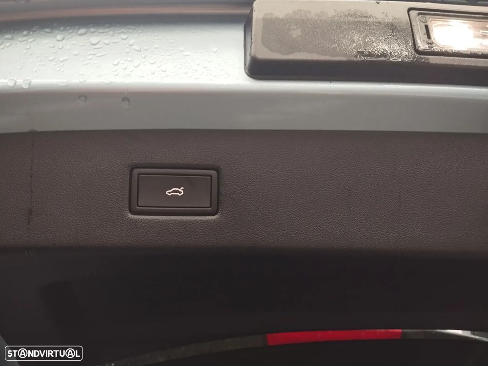 Ford Explorer 52 kWh Premium - 20