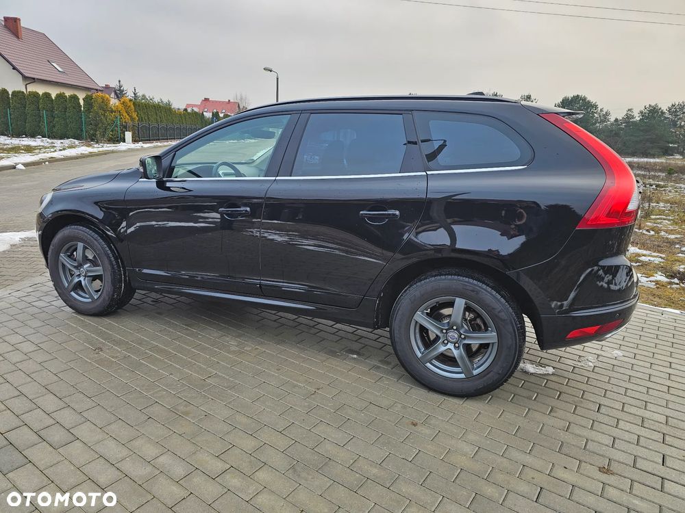Volvo XC 60 D4 AWD Geartronic Summum - 3