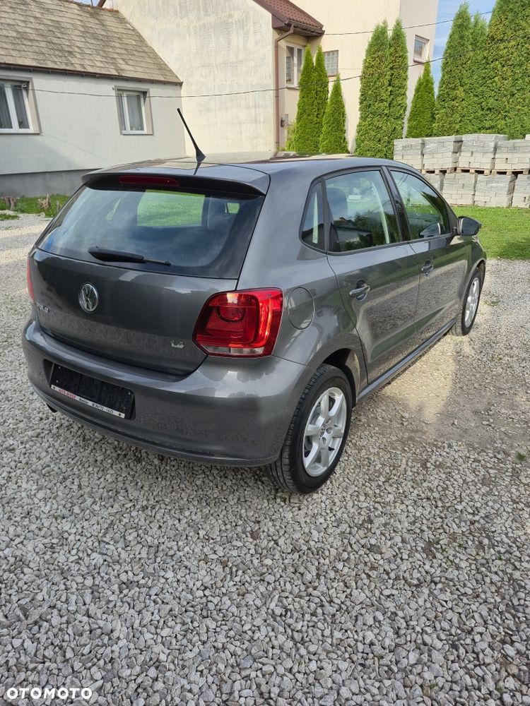 Volkswagen Polo - 4