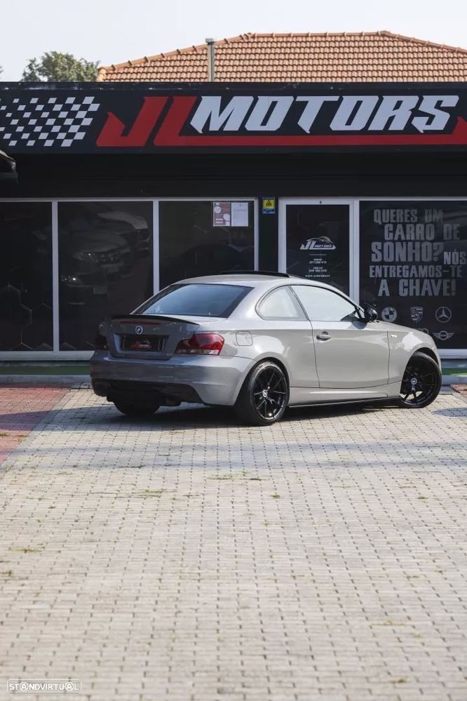 BMW 118 d Pack M - 33