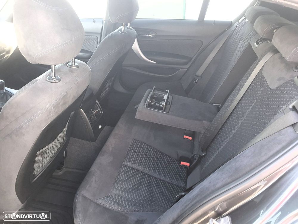 BMW 116 d Pack M - 39