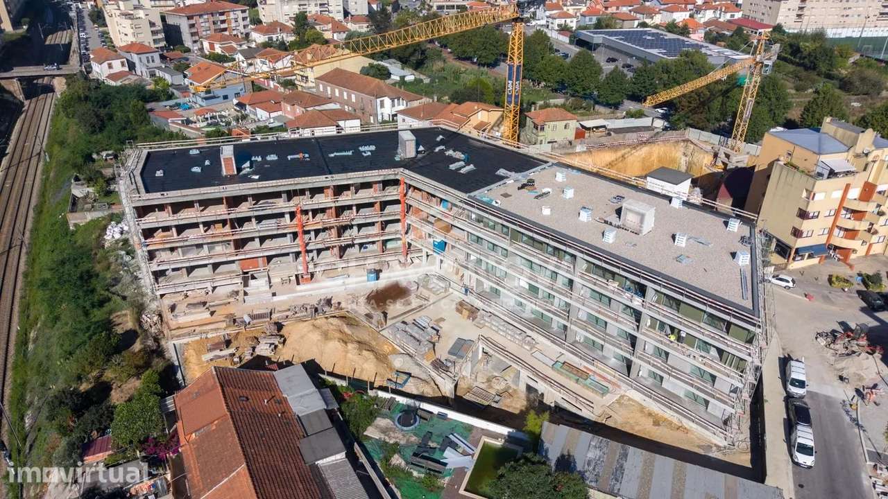 T1 Novo c/ Terraço e Lugar de Garagem em Santa Marinha perto da VL8 - Grande imagem: 2/23