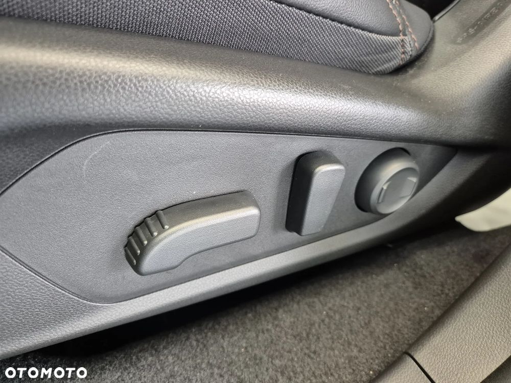 Subaru Forester 2.0i-L Platinum (EyeSight) Lineartronic - 27