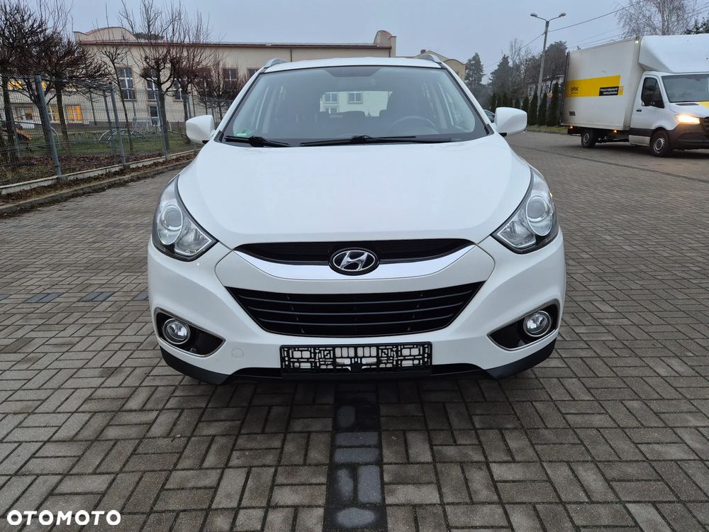 Hyundai ix35 1.6 2WD UEFA EURO 2012 Edition - 2