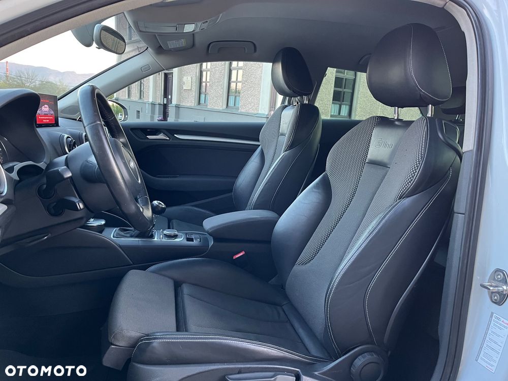 Audi A3 Sportback 1.6 TDI (clean diesel) S line Sportpaket - 13