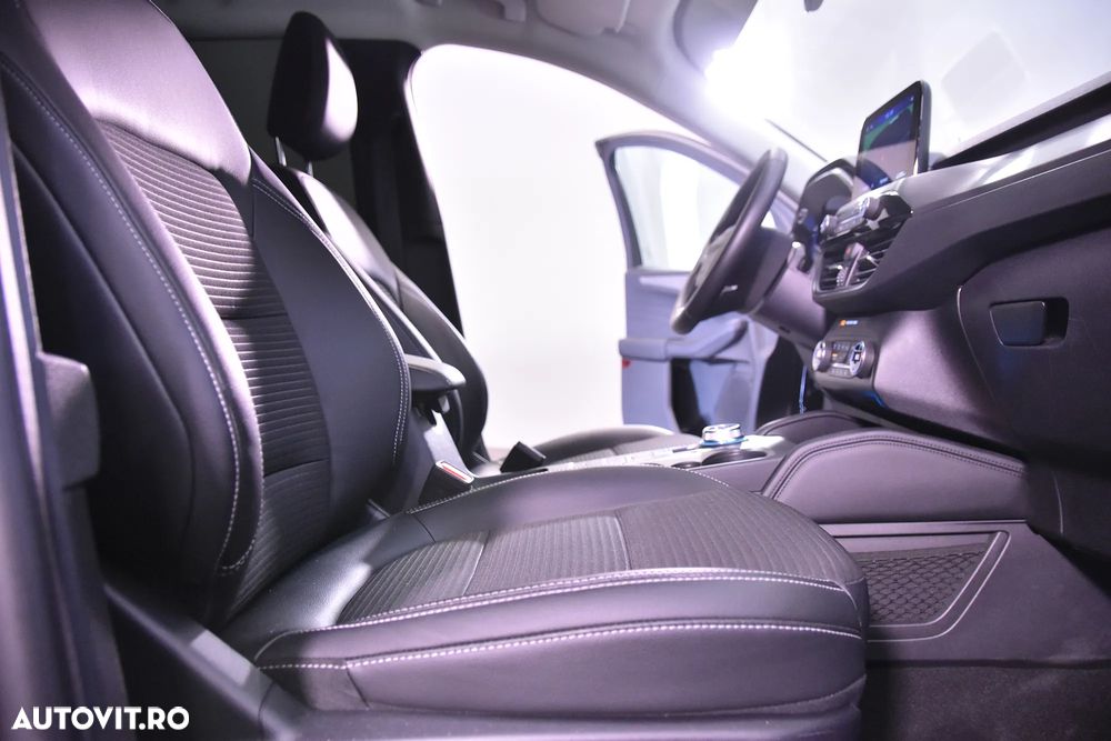 Ford Kuga - 11
