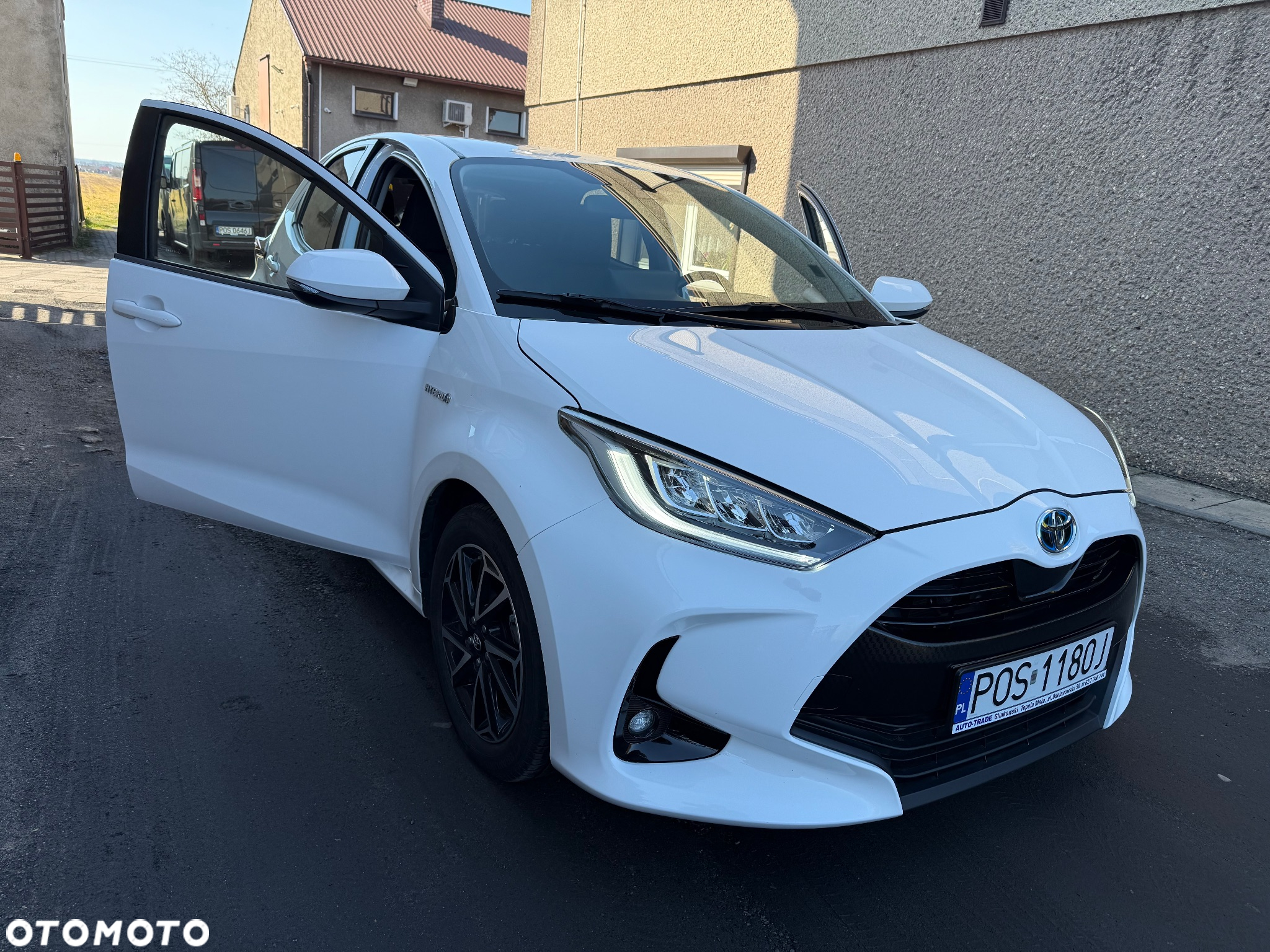 Toyota Yaris Hybrid 116 1.5 VVT-i Comfort - 21