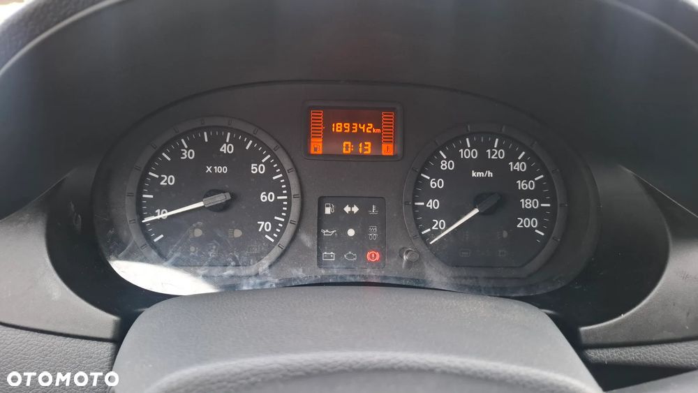 Dacia Logan 1.4 - 13