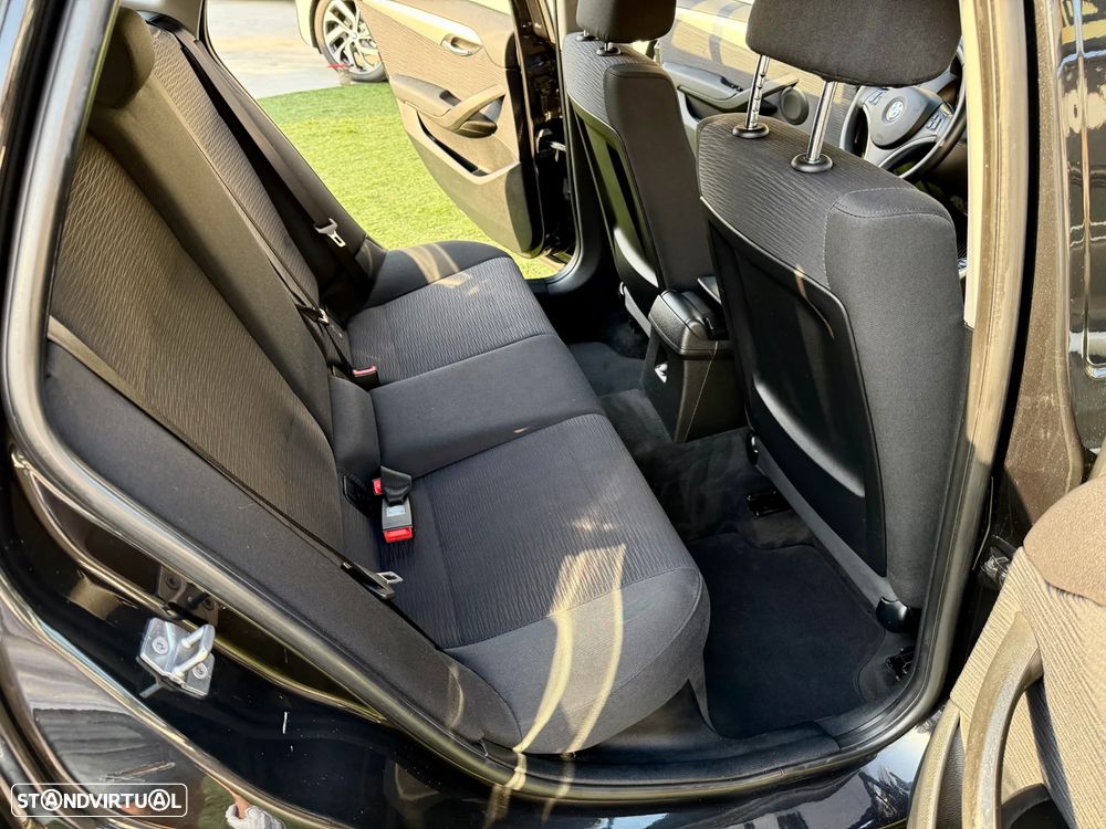 BMW X1 20 d sDrive Pack M - 32