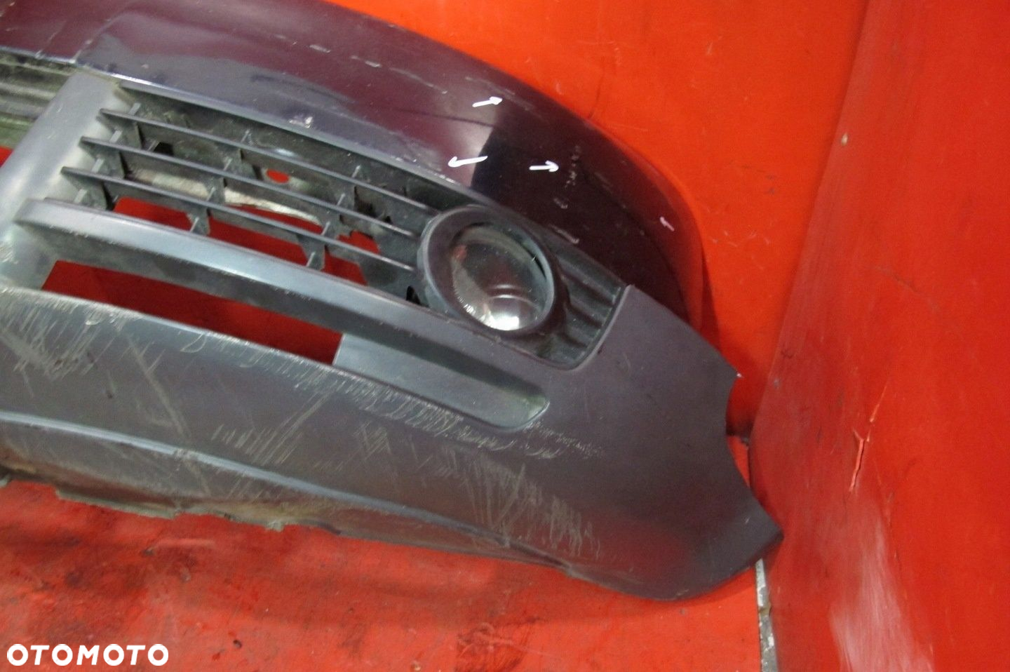 AUDI A4 B6 8E ZDERZAK PRZEDNI PRZÓD BELKA WZMOCNIENIE HALOGEN LZ9Y - 9