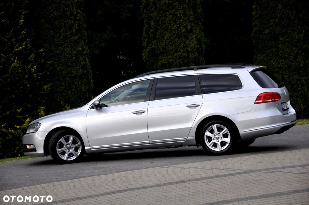 Volkswagen Passat Variant 2.0 Blue TDI DSG SCR Highline - 18