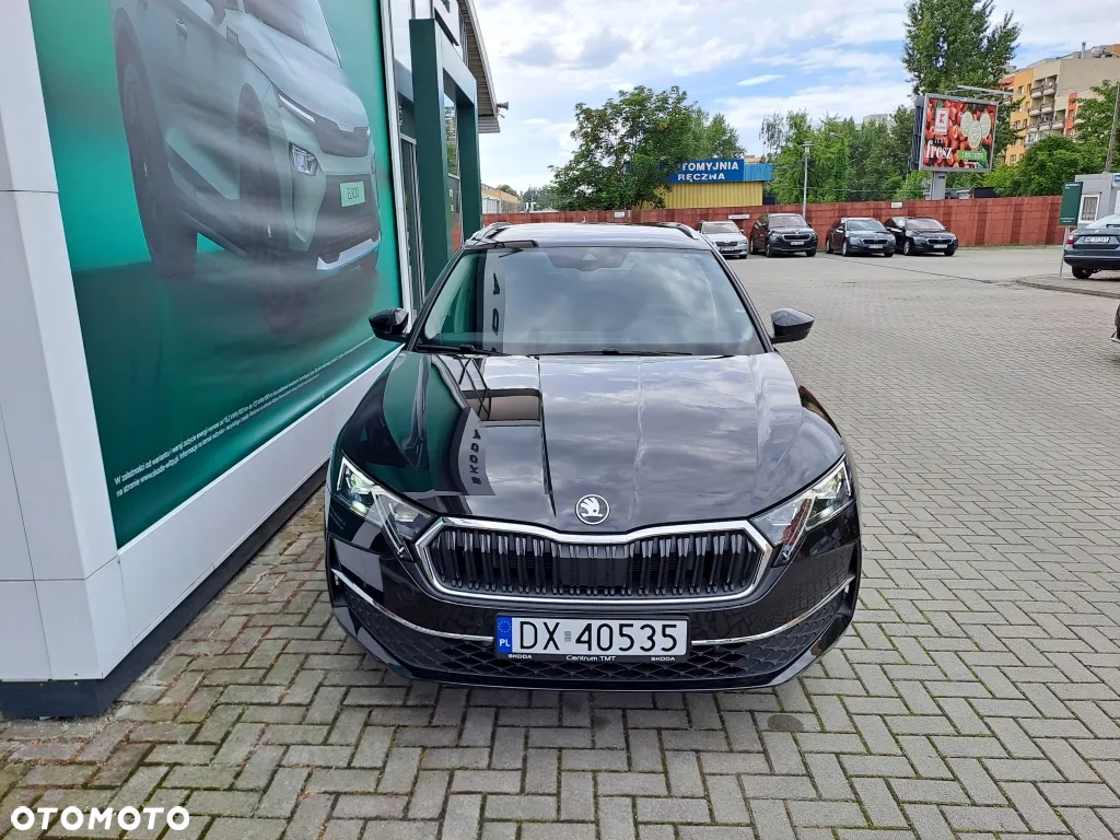 Skoda Octavia 2.0 TDI Selection DSG - 3