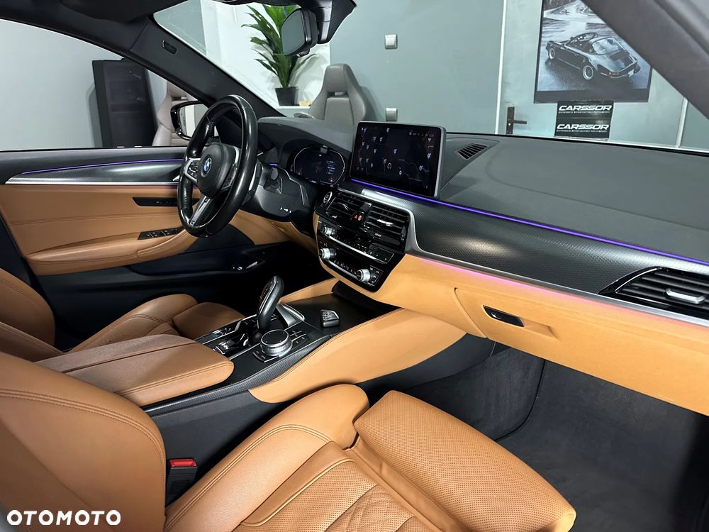 BMW Seria 5 520d xDrive MHEV M Sport sport - 13