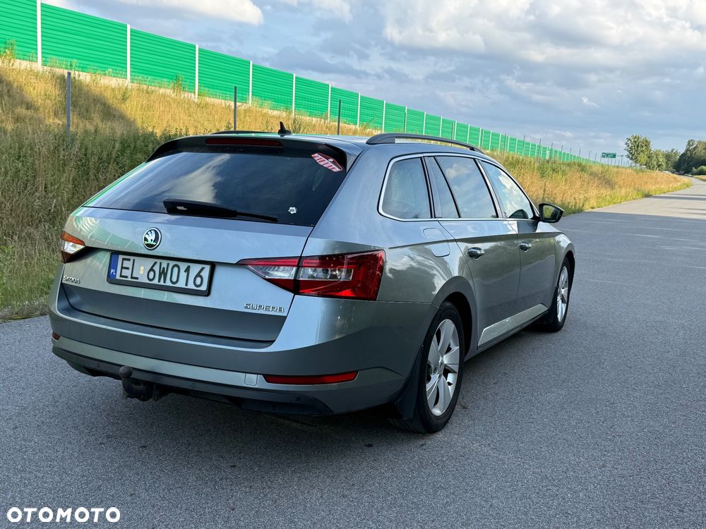 Skoda Superb 1.6 TDI Ambition Greenline - 12