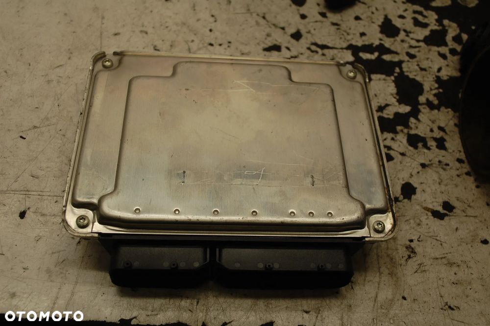 KOMPUTER STEROWNIK SILNIKA 038906019LJ AUDI A4 B6 1.9 TDI VW PASSAT B5 LIFT - 2