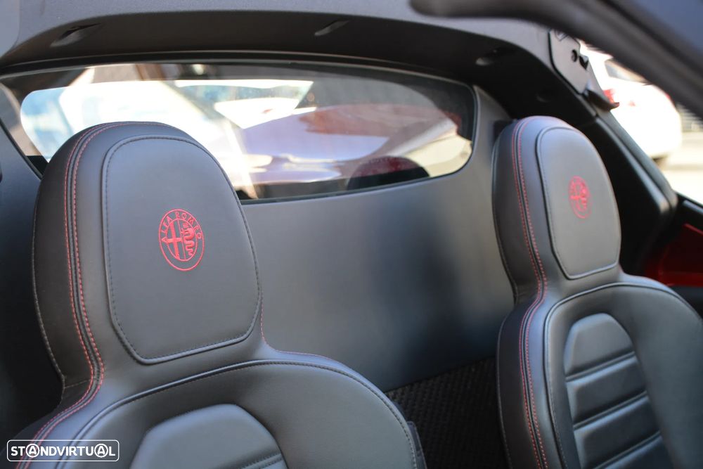 Alfa Romeo 4C Spider 1750 TBi - 49